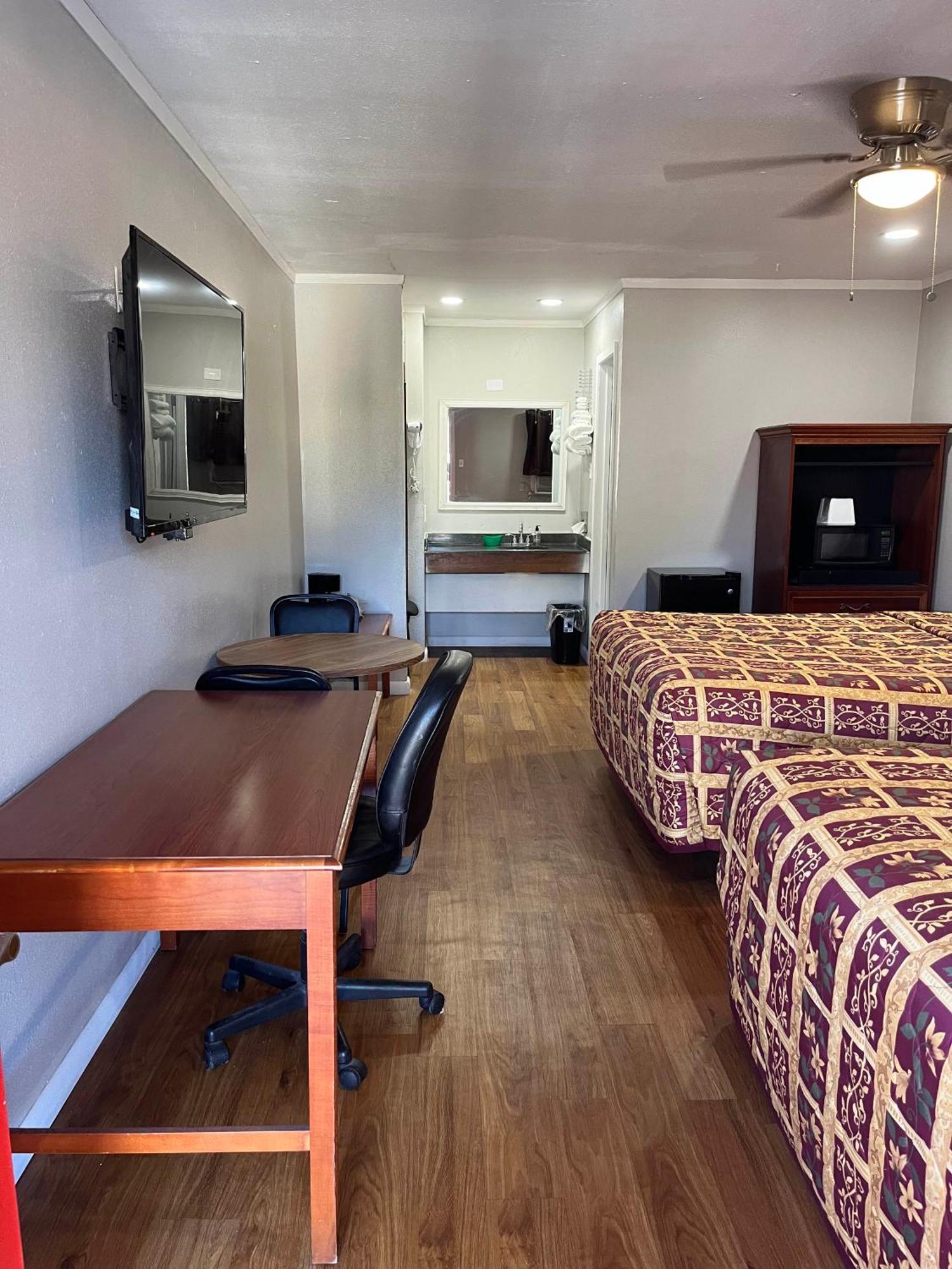 Ladybird Inn Johnson City Εξωτερικό φωτογραφία